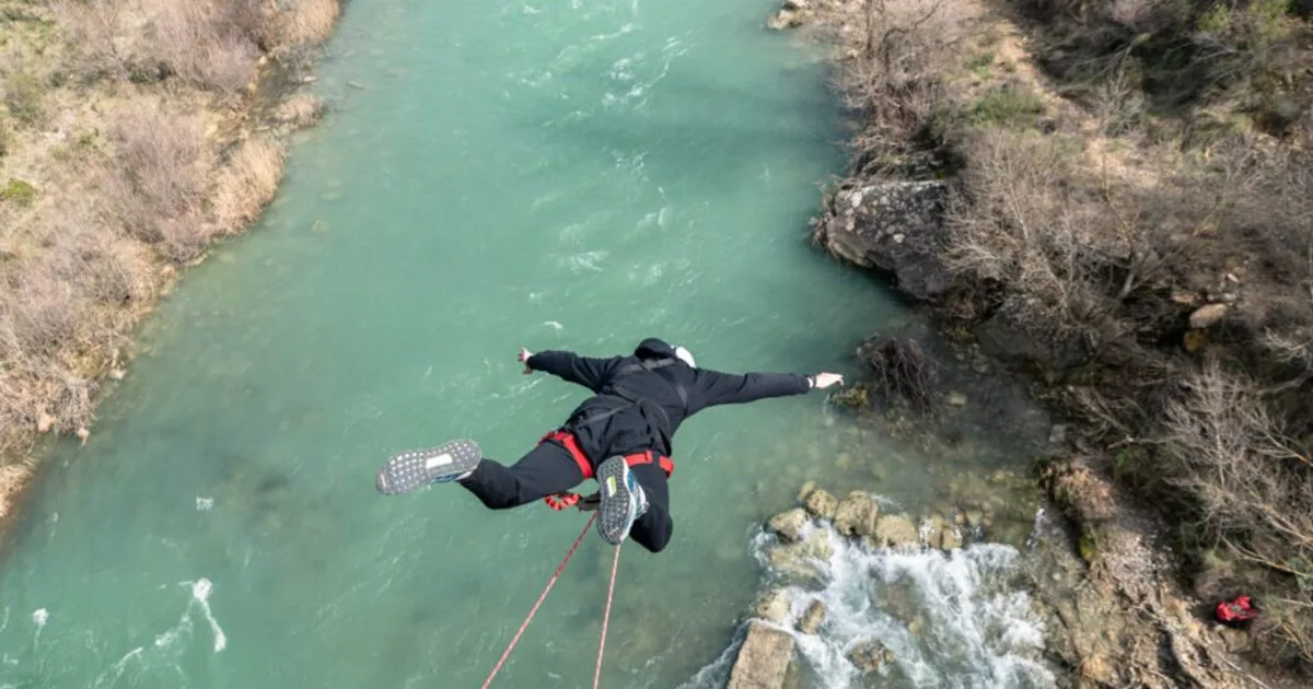 Bungee Jumping a Saragozza